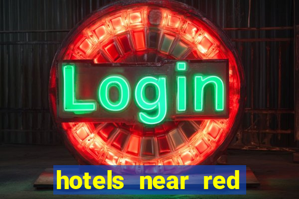 hotels near red hawk casino