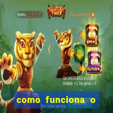 como funciona o jogo plinko