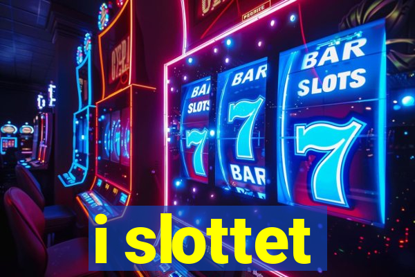 i slottet